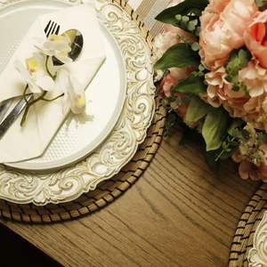 Fabriek Groothandel Wit <span class=keywords><strong>Hotel</strong></span> Decoratie Plastic Oplader Platen Met Gouden Rand Voor Huwelijksfeest - Product Image 6