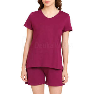 Conjuntos de Verano Personalizados de Cuello Redondo para Mujer, con MOQ Bajo, Hechos a Medida, 100% Algodón, Camisetas de Manga Corta y Pantalones Cortos para Gimnasio y Fitness - Product Image 1