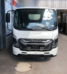 Véhicules d'occasion IS-UZU M21 TT E 2ème génération automatique Prêts pour une livraison rapide - Product Image 1