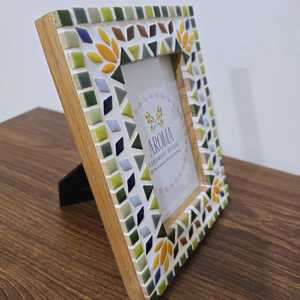 Cadre photo carré en bois MDF de style moderne Design naturel Léger écologique pour les photos de mariage à la maison et le dessus de table - Product Image 3