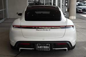 2020 para Taycan Turbo S 750-HP Dual-Motor AWD Performance Battery Plus-2,500 Mile Vehículo eléctrico Hecho en AE - Product Image 2