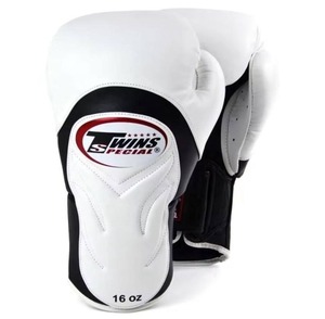 Gants de boxe Muay Thai personnalisés avec logo, blancs, dernières créations, gants de sparring, gants de boxe professionnels - Product Image 1