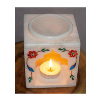 Beau brûleur à mazout d'arôme de marbre carré fait à la main Conception d'incrustation parfumée Jali Work Huiles essentielles de bois de santal aromatique en pierre