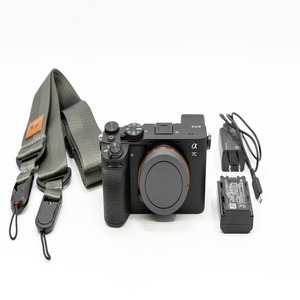 MEILLEURE AFFAIRE ! Appareil photo numérique sans miroir a7C II 33MP 4K Boîtier argent - Product Image 3