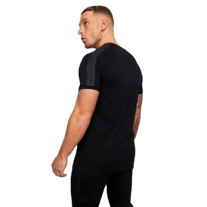 เสื้อยืดกันยับสำหรับผู้ชายผ้าฝ้าย100% แขนสั้นพิมพ์ลายสตรีทแวร์ระบายอากาศได้ดีผลิตตามสั่ง - Product Image 5