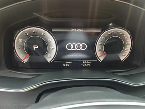 Audi A6L 2025 2.0TFSI Turbo Premium Dynamic Facelift - Sedán de Lujo con Volante a la Izquierda, Asientos de Cuero, Neumáticos R20 y Techo Panorámico - Product Image 5