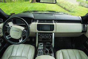 Excellent état, Range Rover Supercharged d'occasion 2016 - Product Image 1