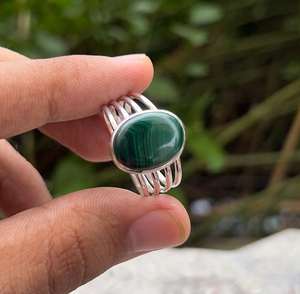 Bague d'éternité en vermeil en argent sterling 925 faite à la main Design classique unique avec sertissage de pierres précieuses en malachite naturelle - Product Image 5