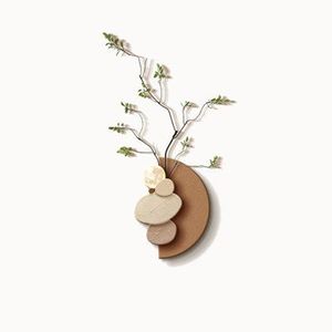 Cintre mural en bois décoratif élégant conçu pour les murs de bureau d'intérieurs de maison et la décoration d'entrée - Product Image 1