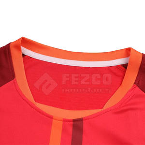 Uniforme de fútbol de entrenamiento resistente para uso diario Uniforme de fútbol de tacto suave con costura Doble - Product Image 3