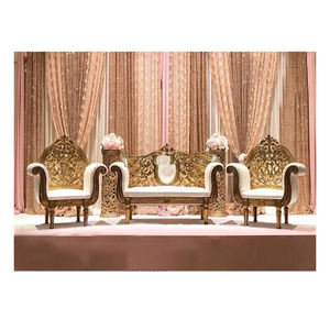Ensemble de meubles de mariage indien moderne Ensemble de canapé en bois sculpté de designer avec de belles sculptures en métal pour les mariages hindous aux États-Unis - Product Image 1