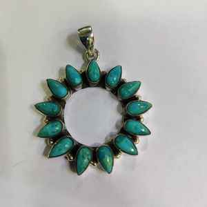 Colgante Grande de Plata de Ley 925 con Turquesa Azul Navajo Natural, Hecho a Mano, para Mujer, Regalos de Joyería Navajo - Product Image 1