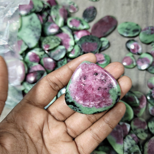 Chất lượng cao tự nhiên màu xanh lá cây màu đỏ <span class=keywords><strong>Ruby</strong></span> Zoisite <span class=keywords><strong>Tanzania</strong></span> đá quý cho đồ trang sức làm cabochons bán buôn rất nhiều đá Loose đá quý - Product Image 3