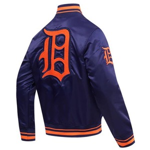Blouson bombardier broderie en chenille Satin de soie marron classique personnalisez vos créations fabricant de veste Letterman de baseball pour hommes - Product Image 4