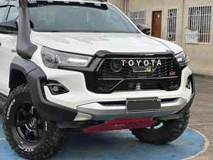 Hilux Conquest 2.8 GRS 2024, Inspirado en el 4x4 Equipado con Todas las Opciones, Diésel Turbo Automático - Product Image 4