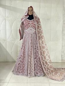 Salwar Kameez traditionnel pakistanais pour femmes Designer vêtements ethniques avec paillettes brodées et Dupatta au meilleur prix - Product Image 6