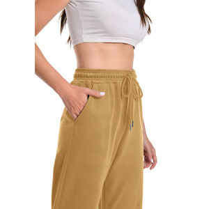 Vente en gros de pantalons de survêtement surdimensionnés de haute qualité, coupe ample, confortables, vêtements de plein air et streetwear tendance pour femmes - Product Image 4