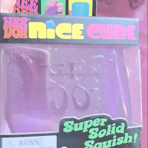 Adorable Juguete Antiestrés de Cubo de Hielo, Juguete de Compresión 3D de Levantamiento Lento, Cubo de Alivio del Estrés para Todas las Edades - Product Image 5