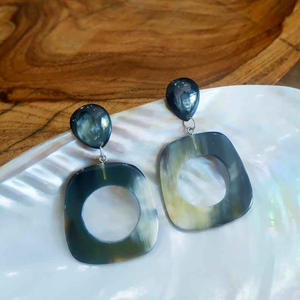 Pendientes de cuerno de búfalo hechos a mano únicos Material natural ligero perfecto para el uso diario con estilo por glowin fashion - Product Image 4