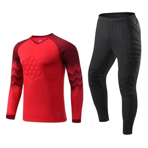Yetişkinler futbol kaleci üniforma erkek kaleci futbol forması Boy'S kapıcıları uzun kollu koruyucu sünger gömlek pantolon