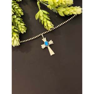 Pendentif croix Navajo fait main en opale bleue et argent sterling, symbole religieux chrétien avec incrustation sertie clos - Product Image 2