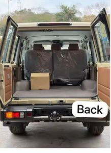 Land Cruiser Double Cabine 4x4 Pickup Série 79 d'occasion en bon état - Product Image 5