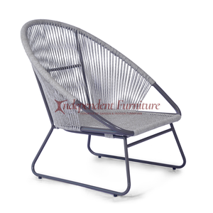 Chaise longue d'extérieur minimaliste et moderne en métal Meubles de jardin imperméables à la mode pour la maison Hôtel Patio Caractéristique durable - Product Image 1