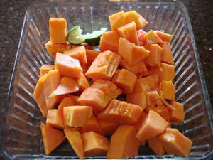 มะละกอหั่นสี่เหลี่ยมลูกเต๋าแช่แข็งที่อุดมไปด้วยวิตามินและสารต้านอนุมูลอิสระเหมาะสำหรับสมูทตี้สลัดและอาหาร - Product Image 3