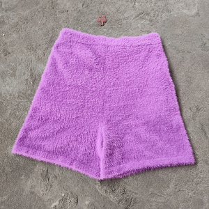 Colección Invierno 2025, Pantalones Cortos de Mohair para Mujer, Estilo Regular Fit, Colores Variados, Diseño Personalizado, 100% Material Cálido, Alto Gramaje - Product Image 5