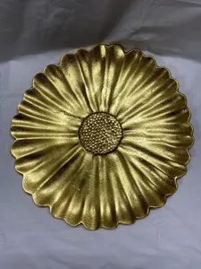 Assiette de service en acier inoxydable écologique de qualité supérieure Design en forme de feuille Vaisselle fonctionnelle, élégante et moderne - Product Image 6