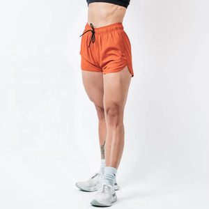 Short de sport de grande taille pour femmes, design personnalisé, confortable, séchage rapide, fitness, gym, course à pied, yoga en polyester solide - Product Image 4