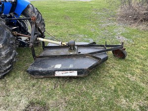 Nuevo Tractor de Jardín New Holland TT75A, Tractor de Orugas 4x4/4x2, Tractor de 75 CV - Product Image 5