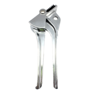 Keukenhulpje van hoge kwaliteit, semi-automatische aluminium gietijzeren knoflookpers, gepersonaliseerd logo, fruit- en groentegereedschap
