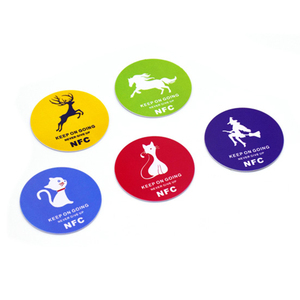 แท็กอีพ็อกซี่ NFC แบบไร้สัมผัสสําหรับโปรแกรมโทรศัพท์ Socia สุดฮอตสําหรับการแชร์ในสังคม - Product Image 2