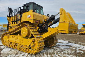 รถดันดินแบบตีนตะขาบ D 9 ปี 2021 รุ่นปรับปรุงใหม่ปี 2024 พร้อมใบรับรอง ขาย - Product Image 2