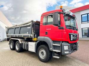 Camion lourd MAN TGS 26.460 6x4 Euro6 2017, benne basculante, moteur diesel, caméra arrière, direction à gauche 360°, capacité 31-40T, automatique 30t - Product Image 2