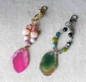 Breloque de sac en verre avec pierre précieuse de guérison, porte-clés, cadeau spirituel pour elle, léger, tendance mode - Product Image 2