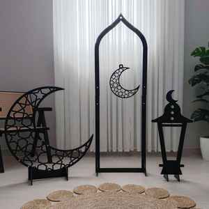 Trending Ramadan Crescent Moon Wood Floor Decoration Islamic Eid Mubarak Centerpiece Geometric Pattern Mdf Home Event <b>Boards</b> - Product Image 2