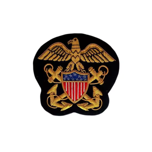 Parches bordados de diseño personalizado A precio de fábrica, insignias bordadas para planchar, parche para sombrero y ropa, insignias de alambre de lingotes - Product Image 4