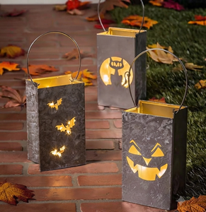 Portavelas votivo metálico plateado con cara de calabaza para decoración del hogar en Halloween. - Product Image 6