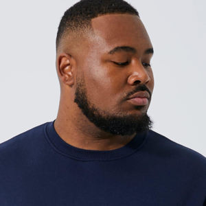 Sudaderas de invierno transpirables de peso pesado de gran tamaño personalizadas para Hombre Sudaderas con capucha del fabricante con patrón sólido bordado - Product Image 6