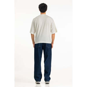 เสื้อยืดผู้ชายทรงหลวม ผ้าถัก 100% คอตตอน สีพื้น ย้อมสีแบบ Garment Dyed น้ำหนัก 280GSM เป็นมิตรต่อสิ่งแวดล้อม รับผลิตแบบ OEM แบรนด์ส่วนตัว - Product Image 6