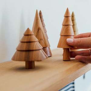 Decoración de madera de pino de Navidad hecha a mano decoración de vacaciones ecológica para el hogar diseño de madera natural rústico regalo perfecto 2024 - Product Image 2