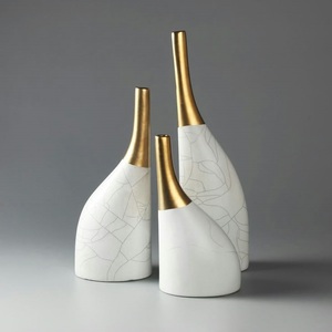 Diseño personalizado hecho a mano mejor para la decoración del hogar florero dorado y florero hecho a mano mejor decoración interior y diseño hecho a mano - Product Image 1