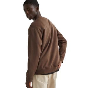 Vente en gros de sweats de haute qualité à col rond vierges pour hommes avec logo personnalisé 480GSM sweats décontractés à manches longues en polaire de marque - Product Image 2