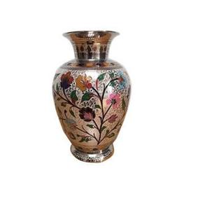 แจกันโลหะทำด้วยมือดีไซน์คลาสสิกสำหรับของตกแต่งโต๊ะแบบหรูหราสำหรับงานแต่งงานและบ้านโดยผู้ค้าส่ง - Product Image 2