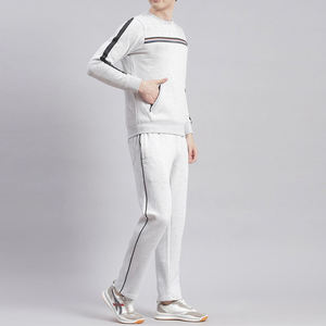 ผู้ชายคุณภาพที่กําหนดเองยอดนิยม ชุดเหงื่อผู้ชายทําเองสําหรับชุดวอร์มวิ่งจ๊อกกิ้งขายส่ง - Product Image 3