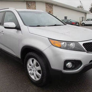 Utilisé 2011 Kiase optima LX - Product Image 2