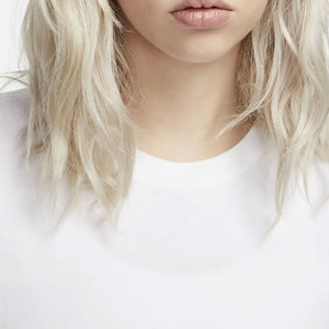 Camiseta personalizada con cuello redondo transpirable para mujer Camiseta en blanco con logotipo impreso de etiqueta privada para hombre - Product Image 2