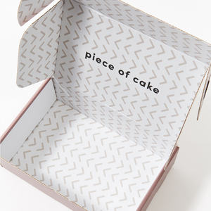 Boîte d'Expédition E-Commerce Personnalisée en Carton Ondulé Noir Kraft pour Envoi Postal avec Logo - Product Image 2